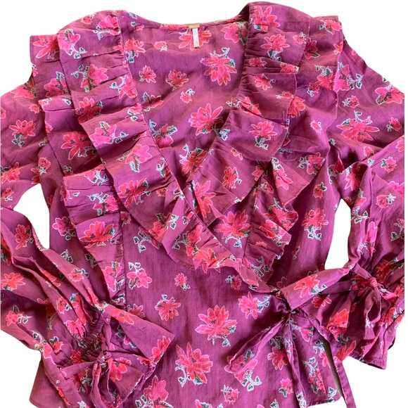 Free People Amanda Ruffle Top in Sultry Combo. Size Small. New - Picture 7 of 13